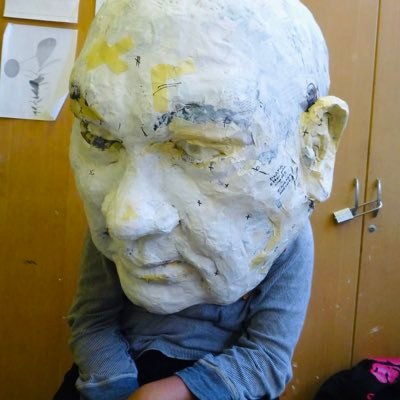 IgnobleOrgueil's profile picture. grunge et snob.