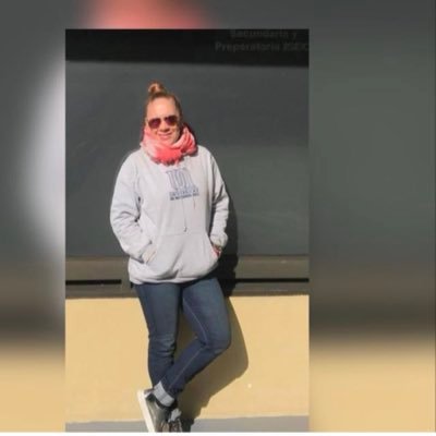 MariaEs99815963's profile picture. "El tiempo es el mejor autor: siempre encuentra un final perfecto". Charles Chaplin