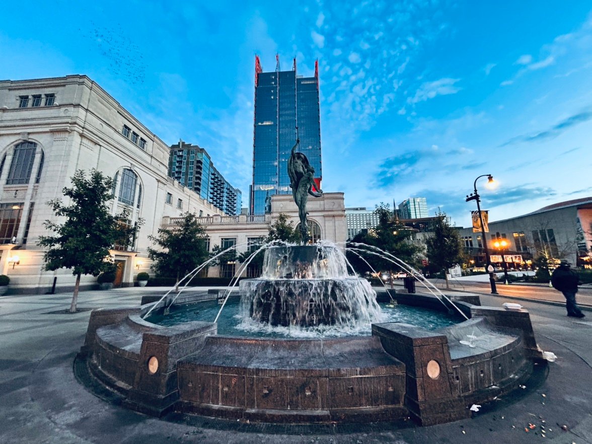 Dazzyq6vu's profile picture. 