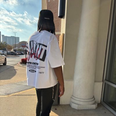 Fredtheworst's profile picture. 