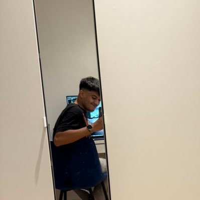 Prat_yush9's profile picture. I ask ChatGPT before doing anything