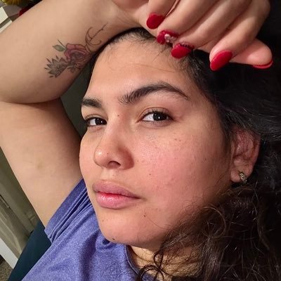 eveniiff's profile picture. Night thoughts…🌑 AND GLS!! 💖💞👩‍❤️‍💋‍👩