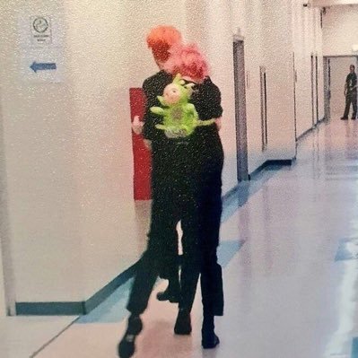 cacacashitshit's profile picture. 