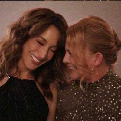 tlwbrazil's profile picture. Sua primeira e maior fonte de informação dedicada a série The L Word e Gen Q — loja online: @lezgirlstore