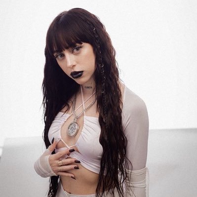 ALMAR1CA's profile picture. 𝓔𝑝.⠀𝒫𝑟𝑖𝑛𝑐𝑒𝑠𝑖𝑡𝑎⠀ ❲⠀𝑖𝑛͟𝑎͟𝑙͟𝑐͟𝑎𝗇𝗓𝖺𝖻𝗅𝖾⠀❳⠀ ✧ ݁⠀— She loves 𝗋𝗈𝗆𝑎͟𝑛͟𝑐͟𝑒, but her 𝒓𝒆𝒅 𝒓𝒊𝒃𝒃𝒐𝒏 stays ready for the envy.