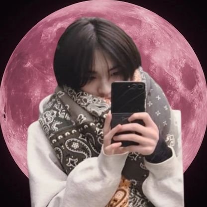 mino_jw9's profile picture. 널 위한 마음은 priceless♡..

너의 그 눈빛에 falling deeper♡..

너만 보면 웃게 돼, my light♫..