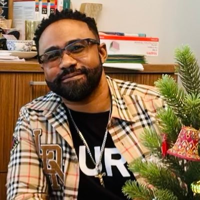 DivineSevenMIC's profile picture. 🎙️Gospel Rap Artist and Songwriter. 🎶 Spreading through Bars and Beats. 🎧Faith-filled lyrics. ✨ Purpose over Popularity.📍 Listen to the Journey.