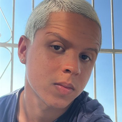 vini00321's profile picture. (rihanna, beyoncé, ariana grande) the holy trinity 🙏