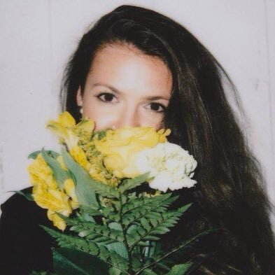 as_she_listens's profile picture. childlike heart 🕊️ ancient eye 💎 wild soul 🌻 Colossians 3:14