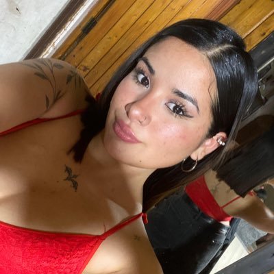 _poncesol's profile picture. 💘🤘🏼🎀💖☀️💕✨️🧘🏽