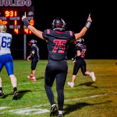 NicoAcosta75's profile picture. C/O 2027 / DE / Olb/ 225lbs/ 6’1/ Toledo Wa #75 /GPA 4.0/Bench Press: 300/ squat: 425/ powerclean:255/ Toledo Washington—- Toledo High School