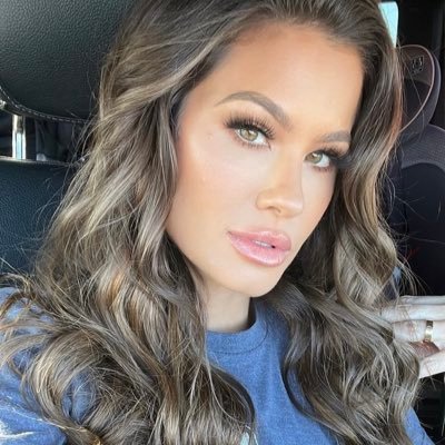 CourtneyLeinart's profile picture. Wrestler, Realtor, & Full-Time Badass 💥 | Mom of 2 | Wife 💍 | One & Only #LeinartERA Ruler 🤘🏽| Don’t Underestimate Me, I Do It All 🖤 (RP Account)