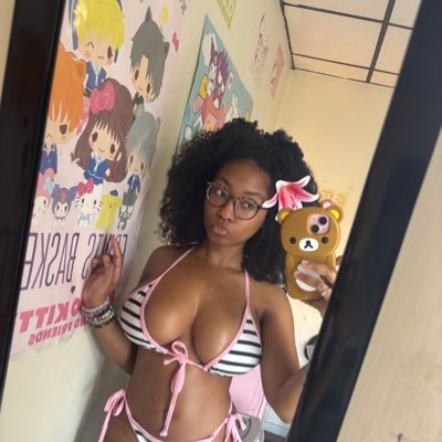 earth2daya7777's profile picture. ♌️ name is pronounced day-ah follow my ig @earth2daya777