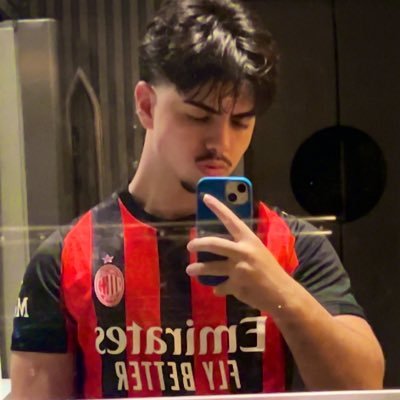 njeferson08's profile picture. fznd fumaça 🍃🍃