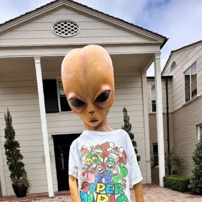 Emmy1047272's profile picture. 💜💜