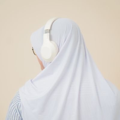 sslmaahh_'s profile picture. Tetap jadi diri sendiri ditengah gempuran, pengen jadi Maudy Ayunda.🧢

#pemudaantigalau