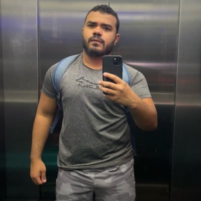 priapus_df's profile picture. Sou um cara baixinho, tranquilo e carinhoso 🐻Estou aqui só, e somente, pelo exibicionismo 👍🏽 https://t.co/8c0O2BczFT