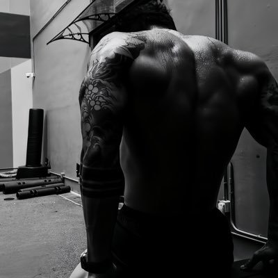 rwckztar's profile picture. so fuck me like a rockstar.