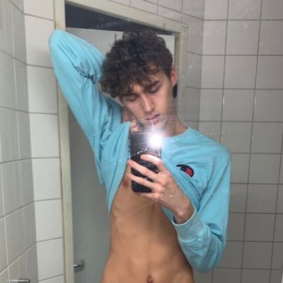 NoahLdnXXX's profile picture. 18+ London based | DM for Collabs | Message for Custom and Private Content | Lowest Ever Price OF https://t.co/crGCYwGHL9