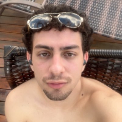 PLMF10's profile picture. 