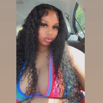 maddiekaye_xo's profile picture. Bennett19💙 Senior| Social Work Major 📚