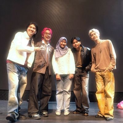 eightdinn's profile picture. Random. only_chnce ~ stay alive! ^ fan account.