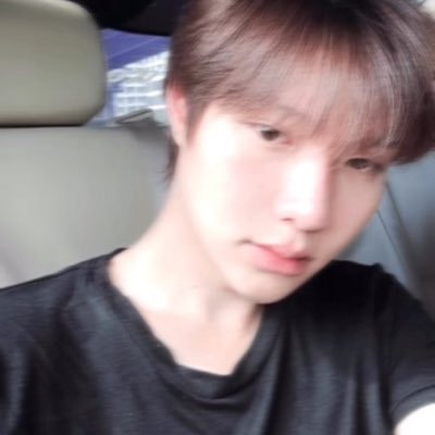 seendy01's profile picture. 𓍯𝘬𝘦𝘯𝘨𝘯𝘢𝘮𝘱𝘪𝘯𝘨 𝘭𝘪𝘷𝘦 𝘪𝘯 𝘮𝘺 𝘩𝘦𝘢𝘳𝘵 𝘳𝘦𝘯𝘵 𝘧𝘳𝘦𝘦𓍯