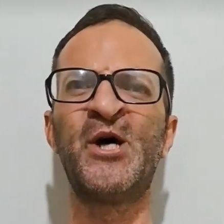 GoodarzTwT's profile picture. ! @goodarzx ساس شد . خداشاهمیهن 🟢⚪️🔴

متعهد به شقایق ❤️