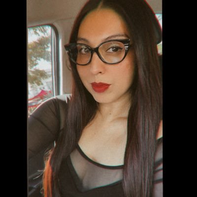 Piiicket's profile picture. 