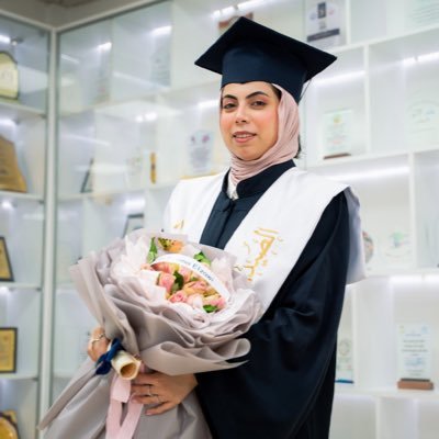 fatima_elzawii's profile picture. pharm D at Limu / Artist 👩‍🎨/ Book addict / scout girl⚜️/ female power /  Debater/ Libra ♎️