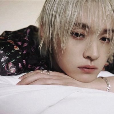 mixtpeontrak's profile picture. ( she/her ) black • 19 • fanarts • stayonedoor!!! • multi