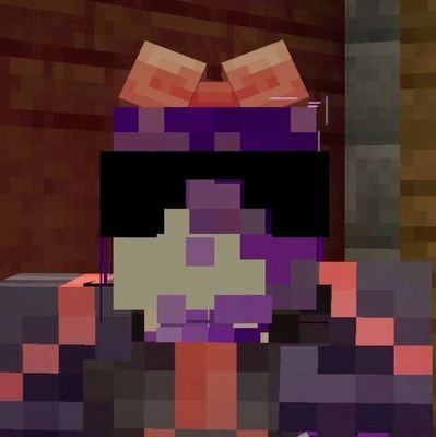 AmberOsc's profile picture. dont follow for one fandom 

    priv:@rzorzrebel