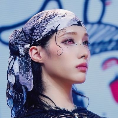 badwolffe's profile picture. Se meus guias cuidarem das minhas costas, o resto eu encaro de frente. 🏳️‍⚧️
 
priv: @homiestranho