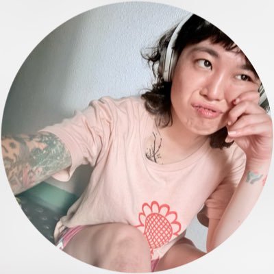 bowbow_mama's profile picture. TEAM ゴリラとしてローンチしたり、小さな会社のPRしたり。雑多で雑食に出来ることでお仕事してます。