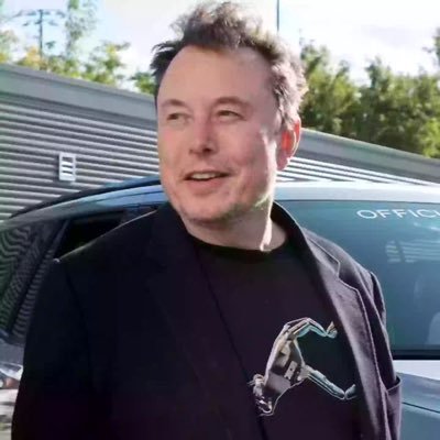Emusk1928839's profile picture. 