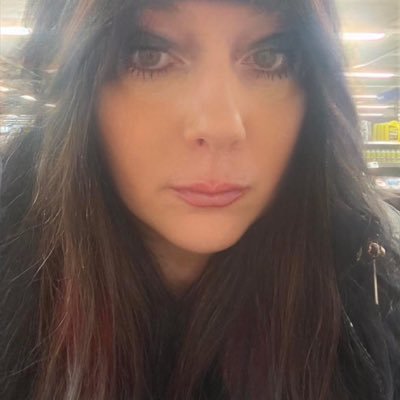 Simonekatz4tay's profile picture. “ I AM AN IRON FiST IN A VELVET GLOVE”