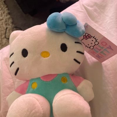 Slothyyy17's profile picture. 