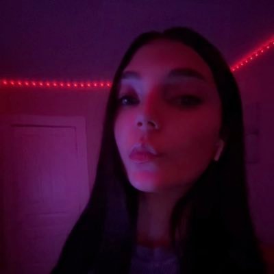 RichSlutter's profile picture. 