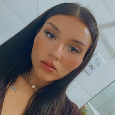 mariper11521150's profile picture. 