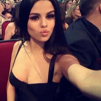 tuiitaelle's profile picture. 