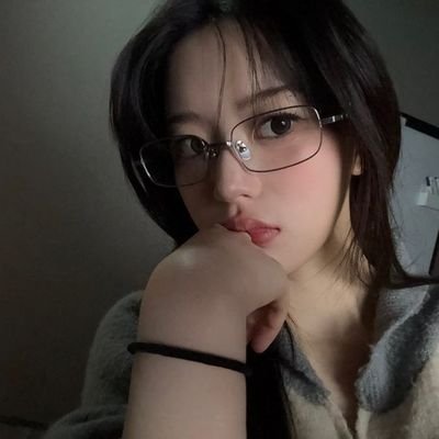 floueirhee's profile picture. . . . ⋆𖦹.✧ fan-acc of #ENHYPEN #ZB1 #BOYNEXTDOOR  !