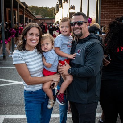 Coach_Lee4123's profile picture. Servant, Husband, Father, Defensive Coordinator at Warner Robins High School