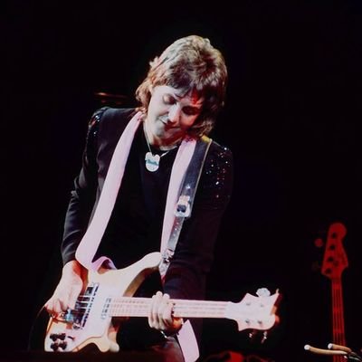 mtlabyrinth's profile picture. lost in the labyrinth of my mind