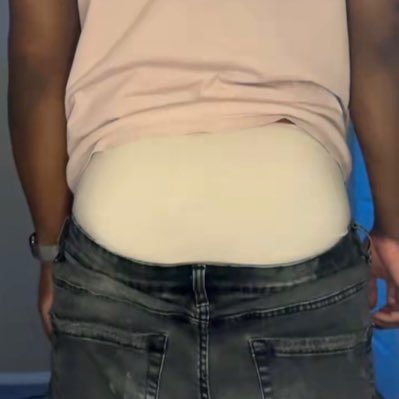 sexlovefreak's profile picture. If you support this booty, hit that follow button. 💋