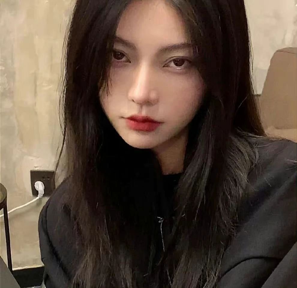 gbgohil4727's profile picture. 02年刚入推❤️ 人去年刚毕业,白天有正常的工作,人美活好乖巧可爱可上门 清纯颜值天花板前凸后翘皮肤白嫩腰细腿长蜜桃臂吻69极度配合约的哥哥点我:@071933gin