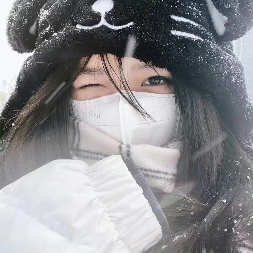 Ravindr97787783's profile picture. 02年刚入推❤️ 人去年刚毕业,白天有正常的工作,人美活好乖巧可爱可上门 清纯颜值天花板前凸后翘皮肤白嫩腰细腿长蜜桃臂吻69极度配合约的哥哥点我:@071933gin