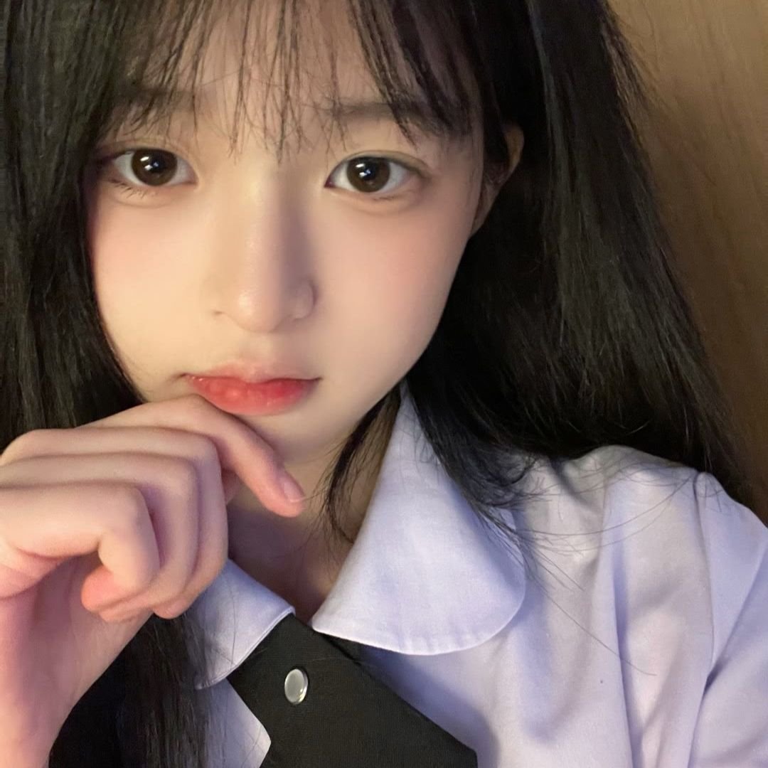 Dxmindsrf's profile picture. 02年刚入推❤️ 人去年刚毕业,白天有正常的工作,人美活好乖巧可爱可上门 清纯颜值天花板前凸后翘皮肤白嫩腰细腿长蜜桃臂吻69极度配合约的哥哥点我:@071933gin