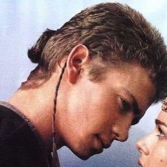 Sketchycombo's profile picture. 