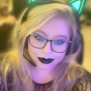 Luna_Feef's profile picture. 🎮 She/Her | UK | EU-ArgentDawn 💌 DM for my BNet or Discord - https://t.co/G1CLp8aw9U