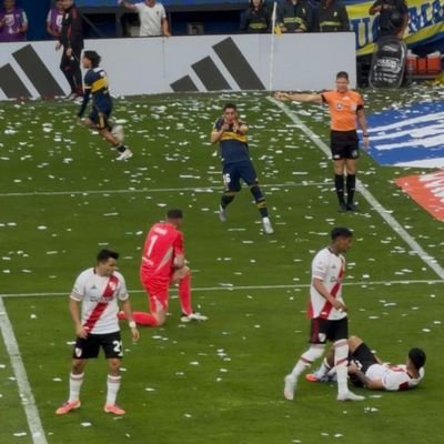 hinchadelCABJ_'s profile picture. 𝑺𝒊𝒆𝒎𝒑𝒓𝒆 𝒆𝒔𝒕𝒂𝒓𝒆 𝒂 𝒕𝒖 𝒍𝒂𝒅𝒐 𝑩𝒐𝒄𝒂 𝒋𝒓𝒔 𝒒𝒖𝒆𝒓𝒊𝒅𝒐 🇸🇪  1️⃣2️⃣